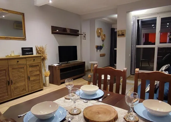 Cosy Escape In Apartment